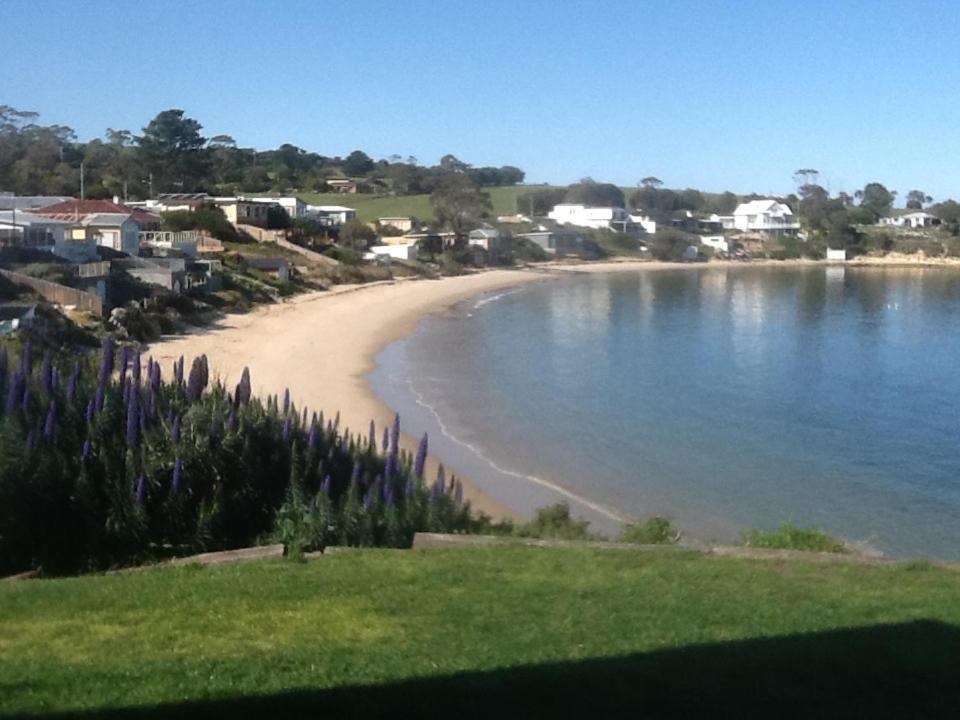 Beach Buoy Opossum Bay South Arm Exteriör bild